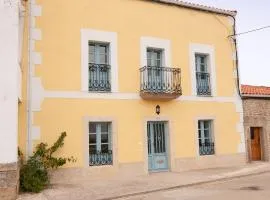 Casa Amarilla Arribes