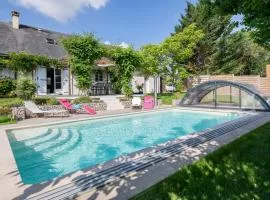 CHALET CLIMATISE avec piscine chauffée et couverte, SPA, sauna