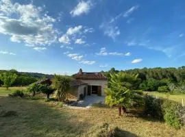 Maison en pierre à la campagne en Périgord Dordogne
