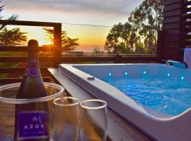 ---- ESCAPADA DE LUJO PARA DOS ---- Casa Boutique Privada - Vistas al Océano - Parrilla y Fogón en Quincho Privado - Insumos desayuno - Tu estadía incluye GRATIS 1 Sesión de Hidromasaje & Cromoterapia bajo las estrellas en Jacuzzi Privado，位于皮奇勒姆的豪华型酒店