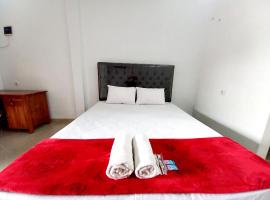Harmony House Syariah near Alun Alun Pati Mitra RedDoorz，位于Pati的酒店