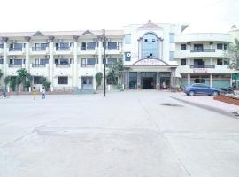 Collection O 47459 Hotel Bagdia International，位于Kādirābād的酒店