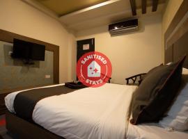 Collection O 80071 Vijaya Residency，位于Suratakal的酒店