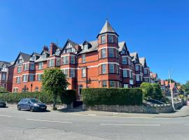 The Mount Stewart Hotel，位于Llandrillo-yn-Rhôs的酒店