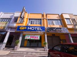 Golden Pearl Hotel Near Universiti Tun Hussein Onn Malaysia UTHM，位于峇株巴辖的酒店