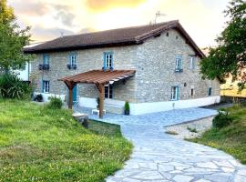 Casa Rural Ulle Gorri，位于Unzá的酒店