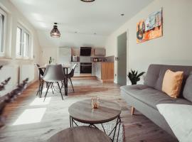 Exklusive Ferienwohnung an der Mosel - Top Ausstattung - Dachterrasse - E-Ladestation - Netflix，位于森海姆的酒店