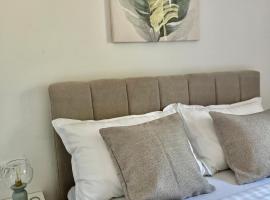 Apartments Fortuna，位于比奥格勒·纳·莫鲁的酒店