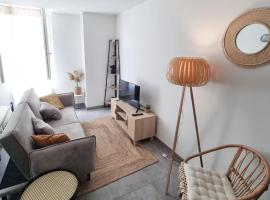 Logement chaleureux 2 personnes，位于圣戈当的酒店