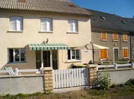 Maison de charme à Valuéjols avec vue sur les montagnes，位于Valuéjols的酒店