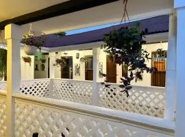 Zanzi House，位于桑给巴尔阿贝德·阿曼尼·卡鲁姆国际机场 - ZNZ附近的酒店