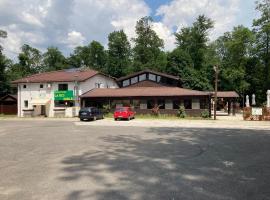 Fata verde - La Padure，位于Roşiori de Vede的酒店