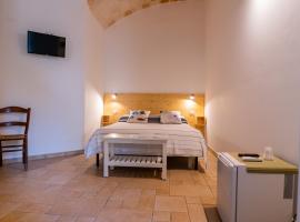 吉亚拉中继酒店，位于曼杜里亚的酒店