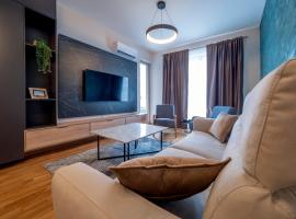 Luxury modern apartment 8min walk from beach in Becici，位于拉法洛维奇的酒店