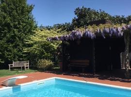 La Pergola B&B，位于切塞纳的住宿加早餐旅馆