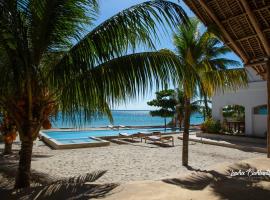 Uroa Zanzibar Vera Beach Hotel by Moonshine，位于Dikoni的酒店
