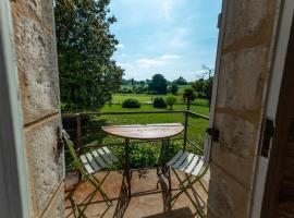 Suite campagnarde près Bordeaux, vue sur les vignes au Château Camponac，位于Bourg-sur-Gironde的住宿加早餐旅馆