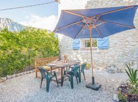 Stunning Home In Andon With Kitchen，位于Andon的酒店