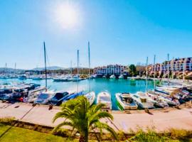 Petit Cocon magnifique vue sur Marina dans le golfe de Saint Tropez，位于孔格林的酒店
