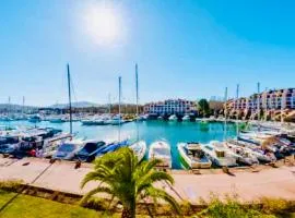 Petit Cocon magnifique vue sur Marina dans le golfe de Saint Tropez