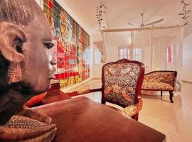 Loman Art，位于达喀尔非洲文艺复兴博物馆附近的酒店