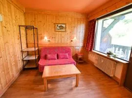 Bright Studio With Balcony