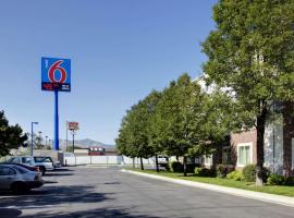 Motel 6 Lehi, UT - Thanksgiving Point，位于莱赫Provo Municipal - PVU附近的酒店