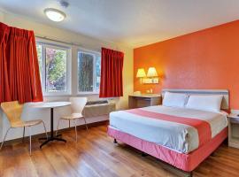 罗耐特公园6汽车旅馆，位于罗内特公园的酒店