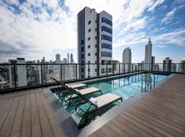 Ibis Balneario Camboriu，位于巴拉奈里奥-坎布里乌的酒店