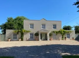 Large Country House - Hot Tub - Pool Table - BBQ - 5 Bedrooms - Log Burner