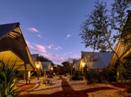 城市露营地，位于温特和克多选纳米比亚总公司附近的酒店