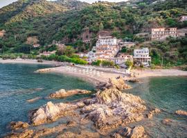 Albergo Baia Verde，位于卡普多兰多的酒店