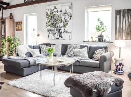 3 Bedroom Beautiful Home In Köpingebro，位于Köpingebro的酒店