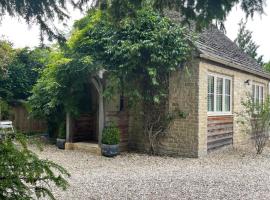 Cosy cottage in the heart of the Cotswolds，位于赛伦塞斯特的公寓