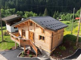 Chalet cosy et moderne vue montagnes，位于Seytroux的酒店