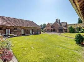 Holly Lodge Country Guest House