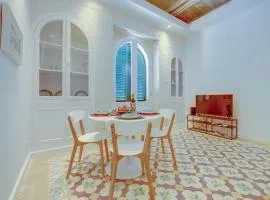 Central Family Apartment