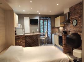 Studio belles prestations en Cévennes，位于Chamborigaud的酒店