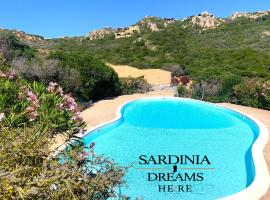Villetta Sapphire con piscina，位于帕拉迪索海岸的度假屋