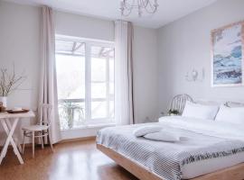 Topp Moderne Hybelleilighet i Alesund，位于奥勒松的酒店
