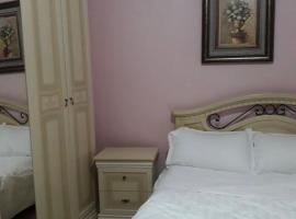 Pizzeri Xhelili，位于Cërrik的酒店