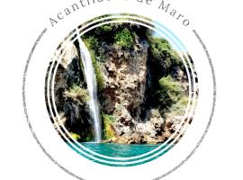 Acantilados De Maro，位于马罗的酒店