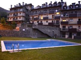 Centric Apartments Pyrenees，位于索特的滑雪度假村