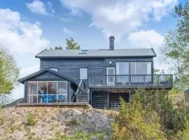 3 Bedroom Nice Home In Mykland