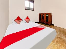 OYO Homes 91134 Desa Wisata Tebing Lingga，位于Suruh-wetan的酒店