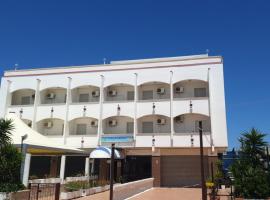 Albergo California，位于莱西纳的酒店