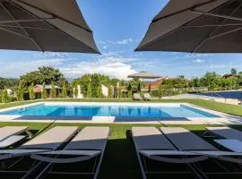 O CERVO CHARM HOUSE