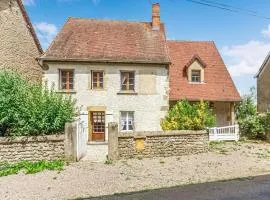 Lovely Home In Oyé With Kitchen