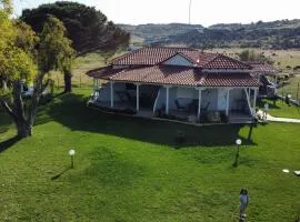 River rooms kriaritsi