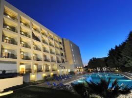 Corfu Hellinis Hotel，位于科孚镇科孚岛国际机场 - CFU附近的酒店
